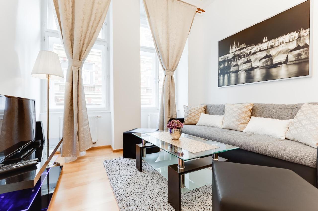 Wenceslas Square Royal Apartment Praga Zewnętrze zdjęcie