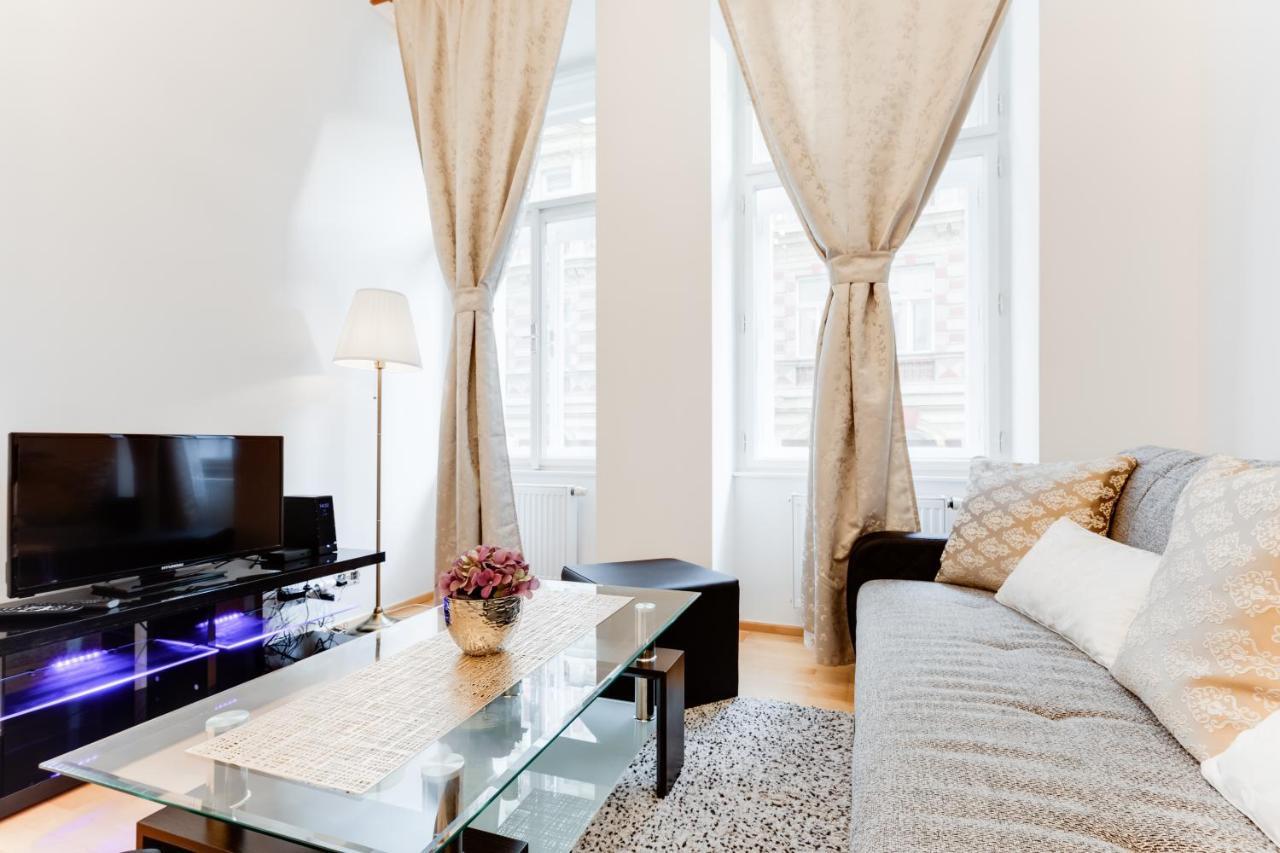 Wenceslas Square Royal Apartment Praga Zewnętrze zdjęcie