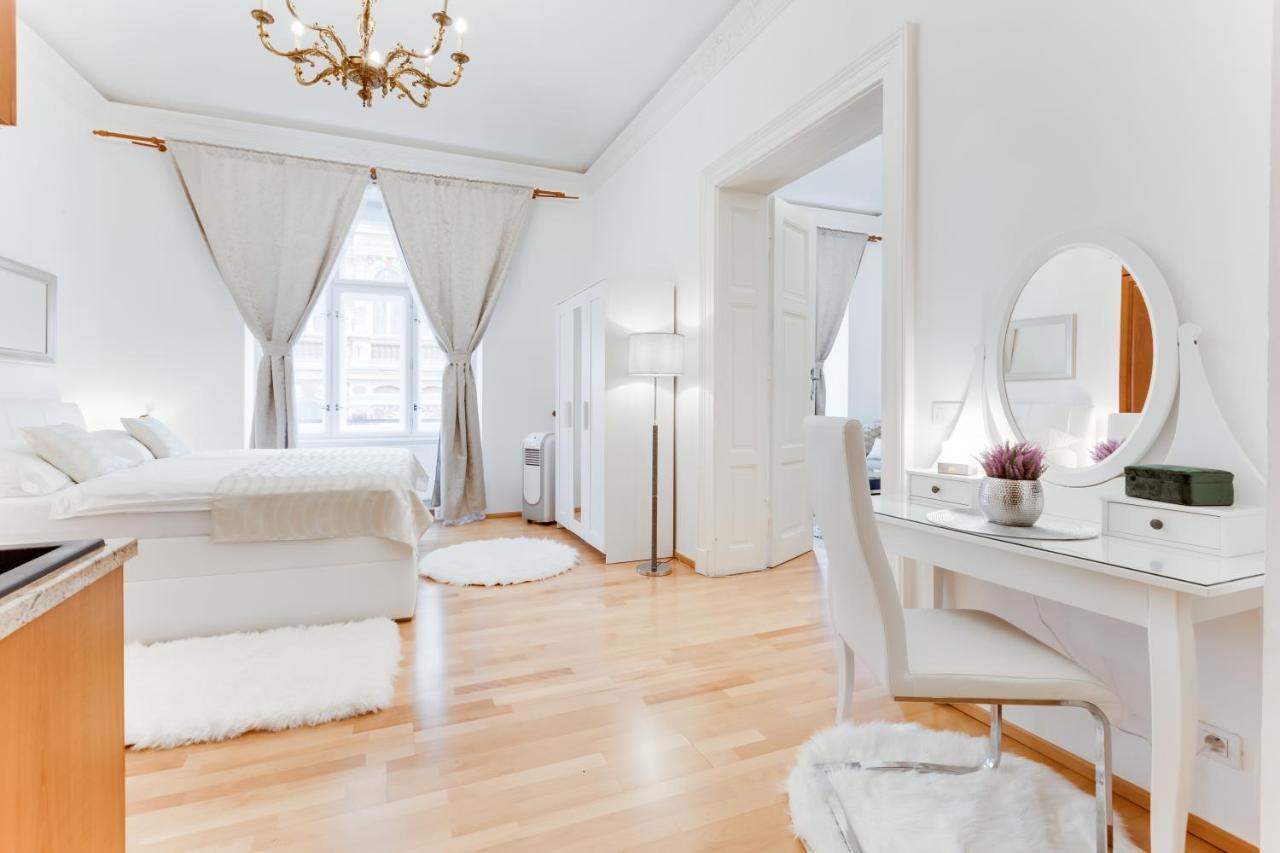 Wenceslas Square Royal Apartment Praga Zewnętrze zdjęcie