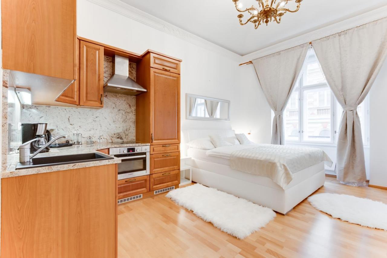 Wenceslas Square Royal Apartment Praga Zewnętrze zdjęcie