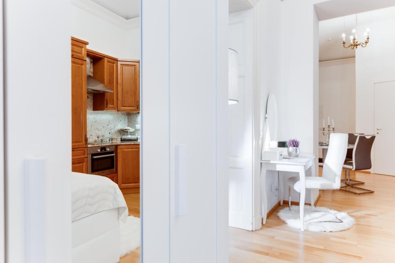 Wenceslas Square Royal Apartment Praga Zewnętrze zdjęcie