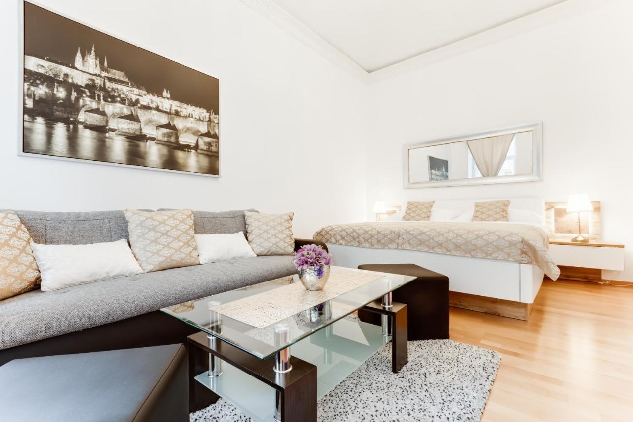 Wenceslas Square Royal Apartment Praga Zewnętrze zdjęcie